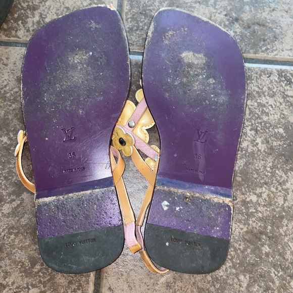 Louis Vuitton | Yellow Daisy Block Heel Sandal - Picture 2 of 2